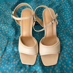 Chase + Chloe blush pink Sandals. 4” heel. Size 11. New.